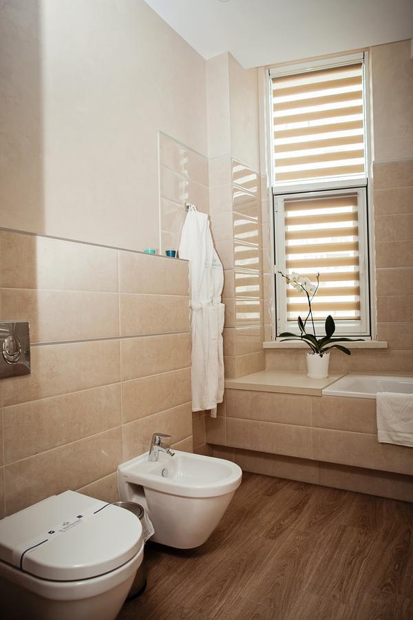 Hotel Versailles Luck Exteriér fotografie